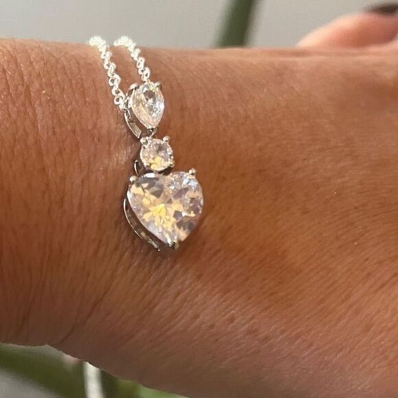 The 2 ct Heart Cut Pendant 14K White Gold Finish in 925 - Picture 2 of 6